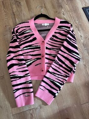 Cropped Pink Zebra-Print V-Neck Cardigan